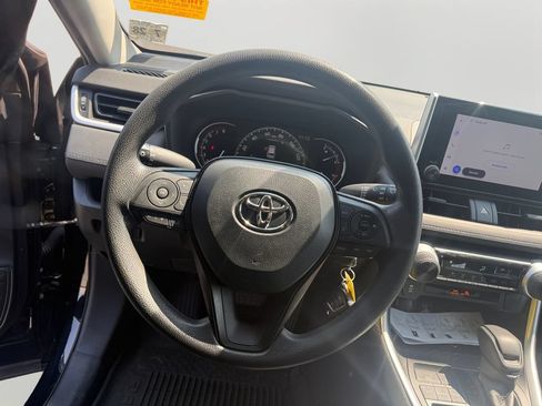 Used 2023 Toyota RAV4 LE FWD image 18