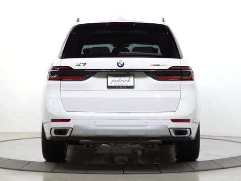 Used 2026 BMW X7 xDrive40i w/ Premium Package AWD/4WD image 6