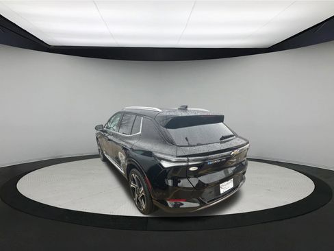 New 2026 Chevrolet Equinox EV LT image 7