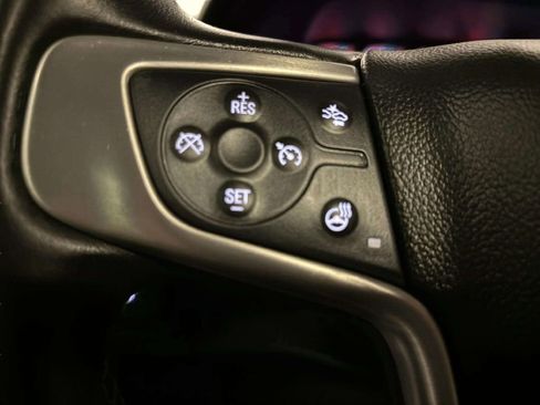 Used 2018 GMC Yukon SLT w/ Premium Edition image 46