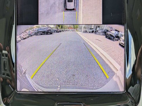 Certified 2024 Volvo XC90 B5 Plus w/ Protection Package Premier AWD/4WD image 30