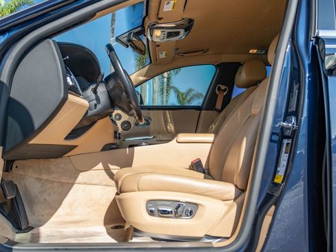 Used 2016 Rolls-Royce Ghost image 27