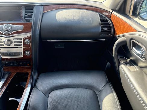 Used 2019 INFINITI QX80 Luxe w/ All-Season Package RWD image 22