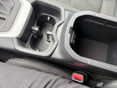 Used 2023 Toyota RAV4 XLE image 19