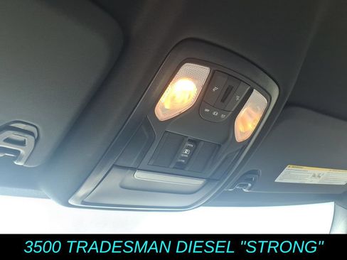 Used 2024 RAM 3500 Tradesman w/ Chrome Appearance Group AWD/4WD image 25