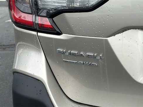 Used 2020 Subaru Outback Limited image 12