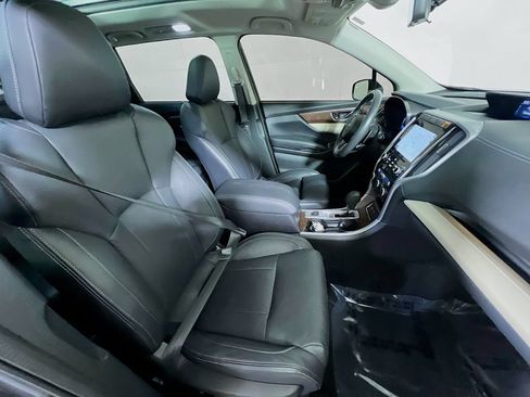 Used 2022 Subaru Ascent Touring AWD/4WD image 29