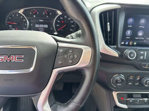 Used 2023 GMC Terrain SLT image 24