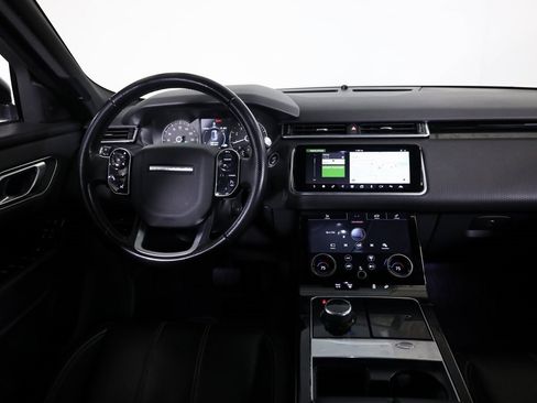 Used 2018 Land Rover Range Rover Velar S image 39
