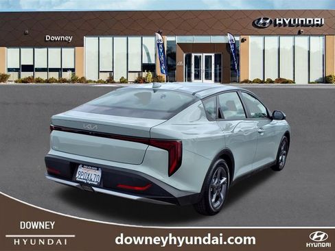 Used 2025 Kia K4 FWD image 4