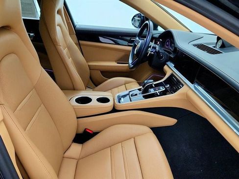 Used 2023 Porsche Panamera w/ Premium Package RWD image 25