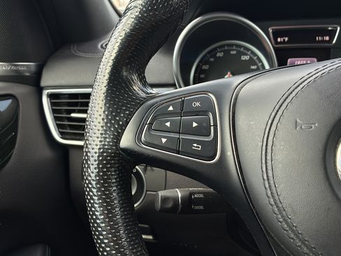 Used 2019 Mercedes-Benz GLS 450 4MATIC image 27
