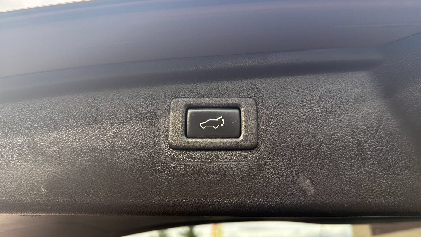 Used 2019 Subaru Outback 3.6R Touring AWD/4WD image 27