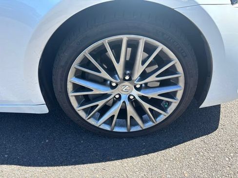 Used 2017 Lexus IS 200t RWD image 13