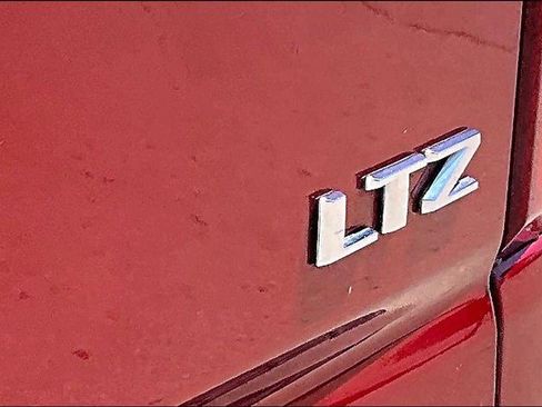 Used 2024 Chevrolet Silverado 2500 LTZ w/ LTZ Premium Package AWD/4WD image 7