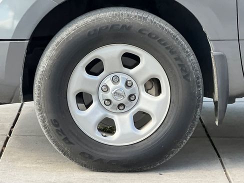 Used 2021 Nissan Titan S w/ S Utility Package image 12