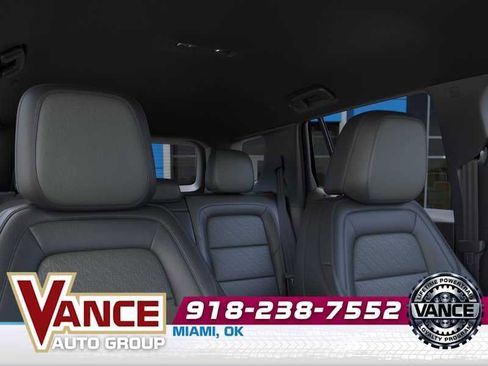 New 2026 Chevrolet Equinox LT w/ Convenience Package II FWD image 24
