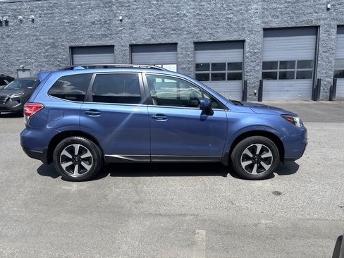 Used 2018 Subaru Forester 2.5i Limited AWD/4WD image 17
