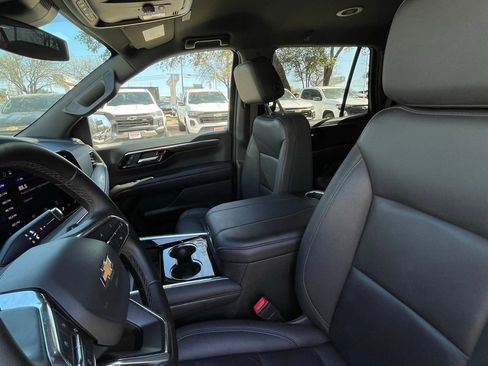 Certified 2025 Chevrolet Tahoe LT image 22
