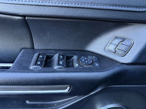 Used 2020 Ford Expedition XLT w/ Equipment Group 202A image 12