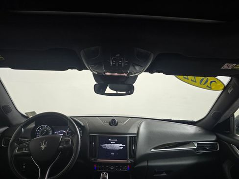 Used 2022 Maserati Levante GT image 7