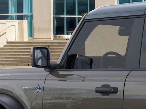 New 2026 Ford Bronco Outer Banks w/ Sasquatch Package image 22