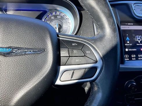 Used 2019 Chrysler 300 Touring L w/ Quick Order Package 22F image 11