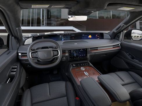 New 2025 Lincoln Navigator Black Label AWD/4WD image 10
