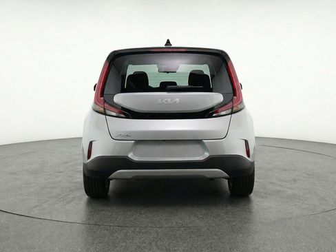 Used 2025 Kia Soul LX w/ LX Technology Package image 7
