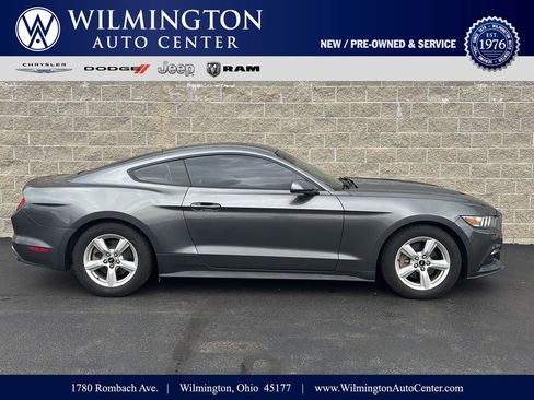 Used 2017 Ford Mustang Coupe RWD image 1