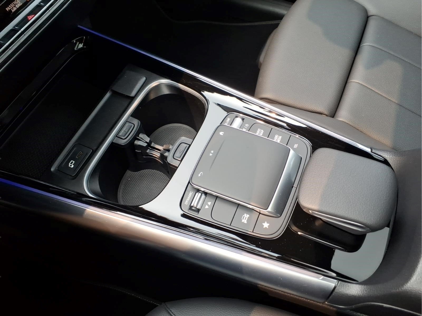 Certified 2023 Mercedes-Benz GLA 250 4MATIC image 18