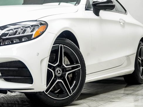 Used 2023 Mercedes-Benz C 300 4MATIC Coupe image 3