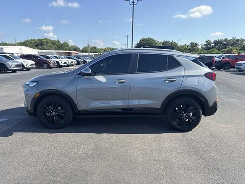 Used 2025 Buick Encore GX Sport Touring w/ Advanced Technology Package FWD image 6