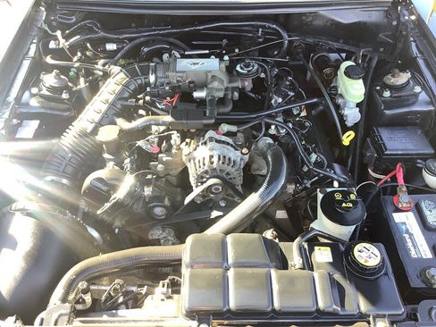 Used 2004 Ford Mustang GT RWD image 11