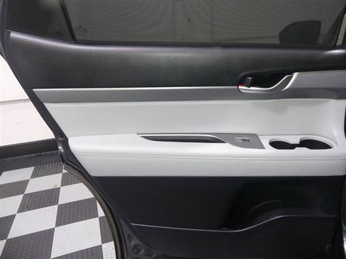 Used 2020 Hyundai Palisade SEL w/ Premium Package FWD image 26