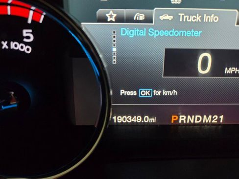 Used 2017 Ford F250 Lariat w/ Lariat Ultimate Package image 46