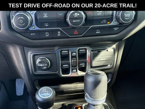 New 2026 Jeep Gladiator Sport image 15