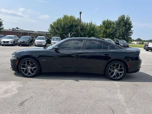 Used 2018 Dodge Charger R/T w/ Navigation & Travel Group RWD image 4