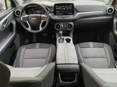 Used 2025 Chevrolet Blazer LT image 19