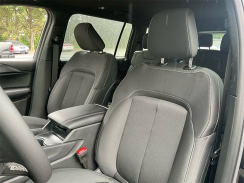 New 2025 Jeep Grand Cherokee L Laredo w/ Luxury Tech Group I image 23