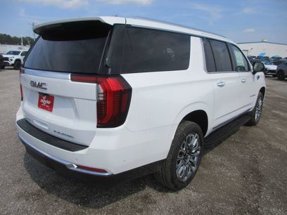 New 2026 GMC Yukon XL Elevation w/ Elevation Premium Package