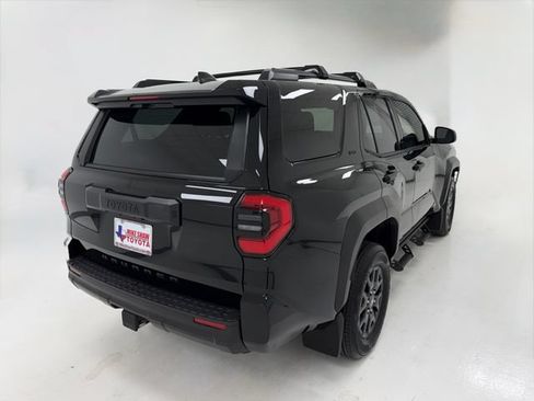 Used 2026 Toyota 4Runner SR5 AWD/4WD image 40