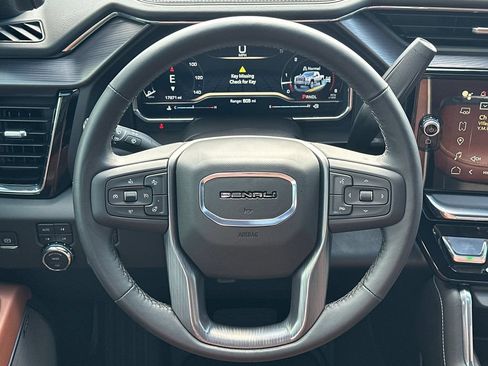 Used 2025 GMC Sierra 2500 Denali Ultimate AWD/4WD image 25