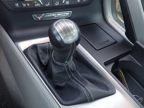 Used 2015 Chevrolet Corvette Stingray Convertible w/ 2LT Preferred Equipment Group RWD image 18