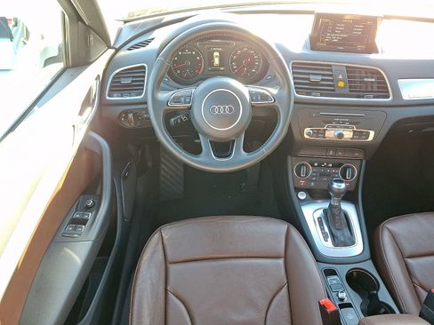 Used 2018 Audi Q3 2.0T Premium Plus image 12