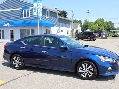 Used 2021 Nissan Altima 2.5 S w/ Driver Assist Package image 7