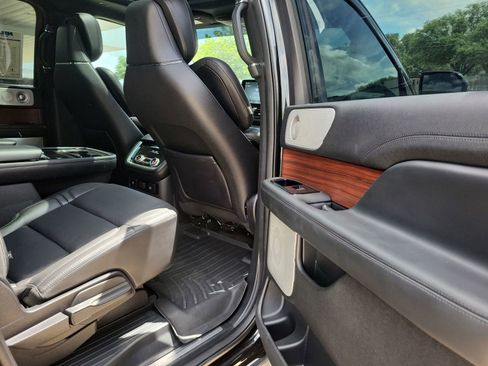 Used 2020 Lincoln Navigator L Reserve w/ Equipment Group 208A Reserve AWD/4WD image 28
