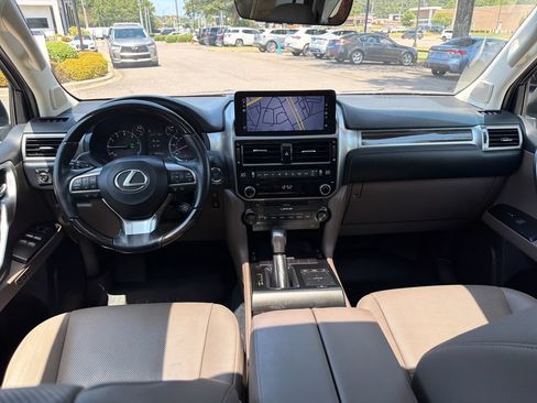 Used 2022 Lexus GX 460 Premium AWD/4WD image 2