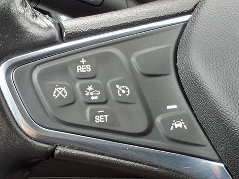 Used 2020 Chevrolet Equinox LT w/ Driver Convenience Package AWD/4WD image 26