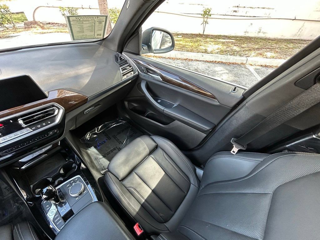 Used 2024 BMW X3 sDrive30i RWD image 11